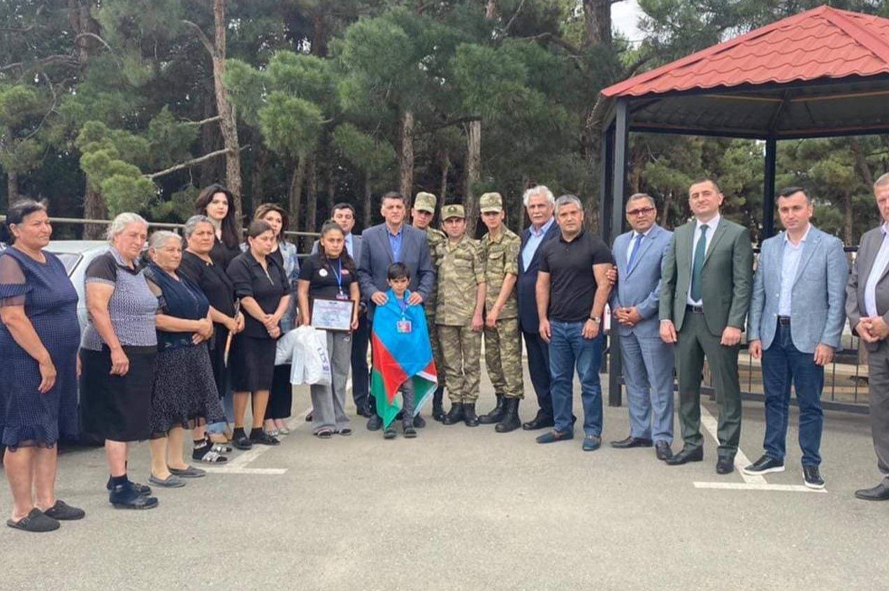 Şəhid Mətləb Zamanovun ailəsi ziyarət olundu (FOTO)