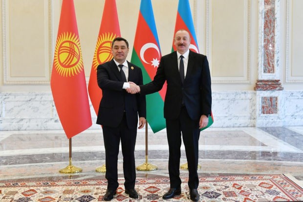 Azərbaycan Prezidenti qırğızıstanlı həmkarı ilə görüşüb - FOTO