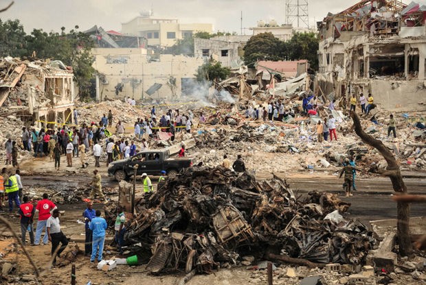 Nigeriya Hərbi Hava Qüvvələri səhvən öz ölkəsində bir kəndi bombalayıb: Çox sayda ölən var - FOTO