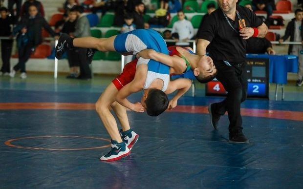 U-15 Azərbaycan çempionatında sərbəst güləş üzrə qaliblər müəyyənləşib - FOTO