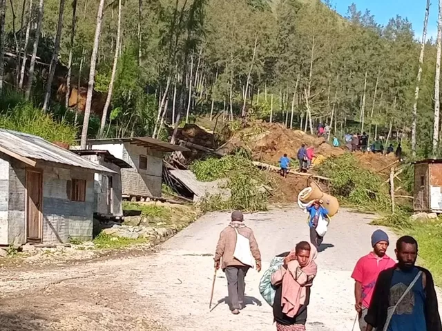 Papua-Yeni Qvineyada torpaq sürüşməsi nəticəsində 100-dən çox insan həlak olub