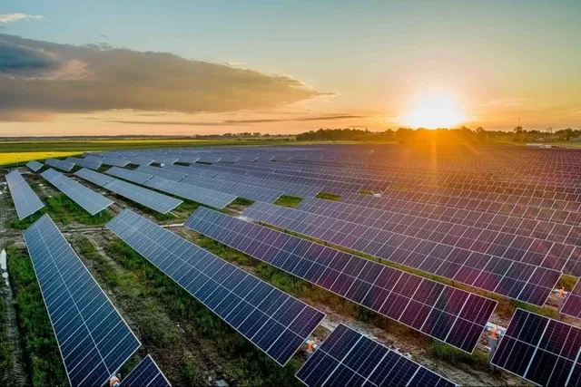 Cəbrayılda günəş elektrik stansiyasının tikintisi üçün torpaq sahəsi müəyyənləşdirildi