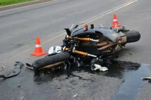 Bakıda motosikletçinin iştirakı ilə qəza: Xəsarət alan var