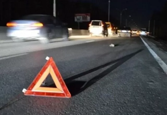 Heyvan bazarına gedən yolda qəza: Zərərçəkənin oğlu atasını vurub qaçan sürücünü axtarır
