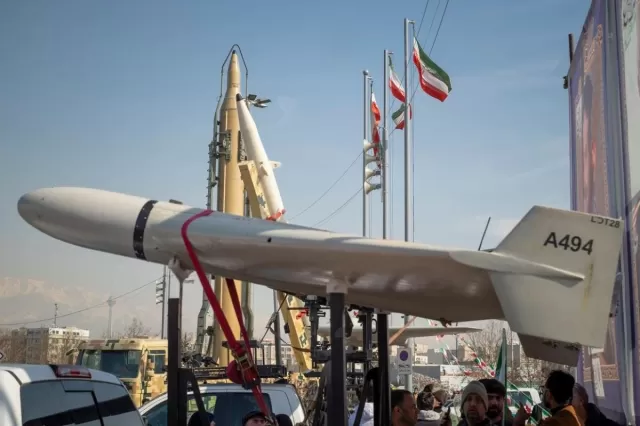 İran Ermənistana yarım milyardlıq silah satıb?