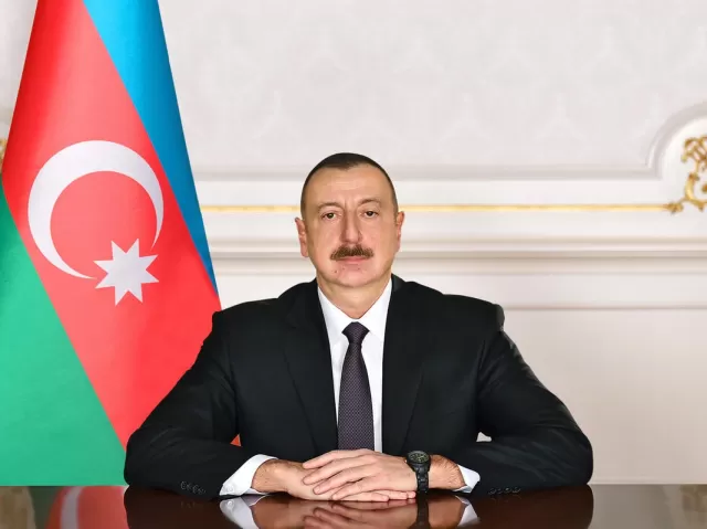 Prezident İlham Əliyev və Mehriban Əliyeva evlərində Vladimir Putinlə şam ediblər