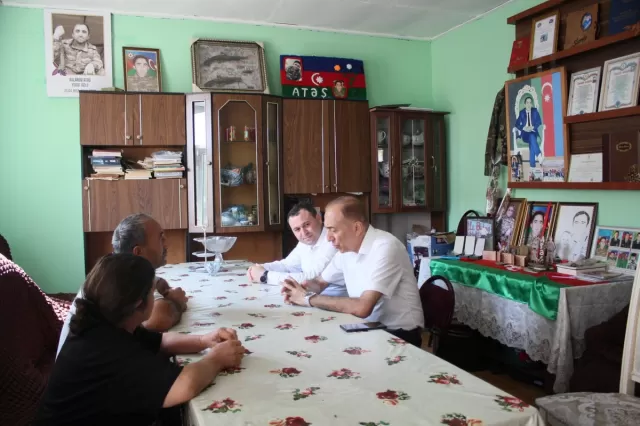 Nizami Səfərov Tovuz rayonunda şəhid ailələrini ziyarət edib
