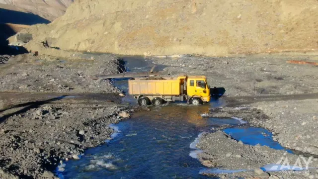 Quba-Xınalıq yolunda yeni körpünün inşası davam etdirilir