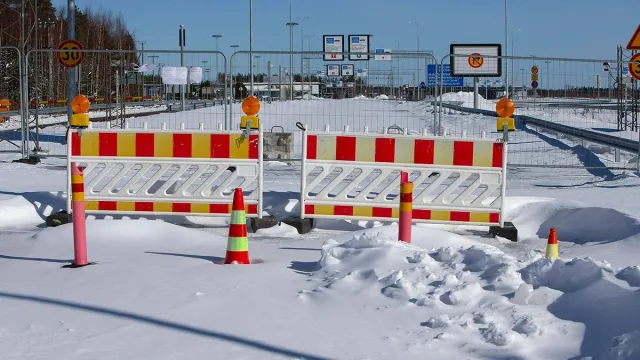 Finlandiya baş naziri Rusiya ilə sərhədin açılması barədə: 