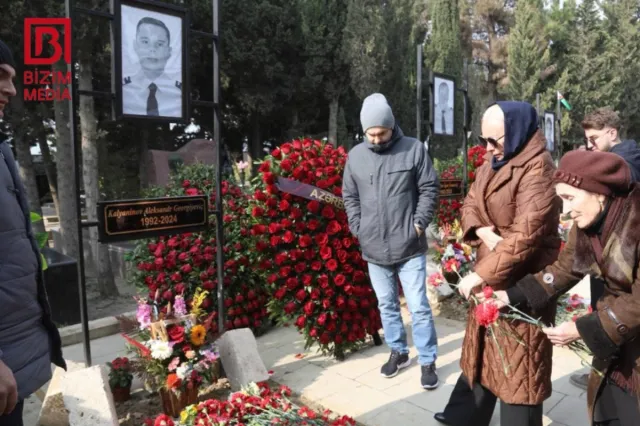 AZAL təyyarəsində həlak olanların 40 mərasimi keçirilib