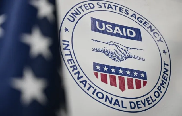 USAID terror təşkilatının liderlərindən birini maliyyələşdirməkdə şübhəli bilinir