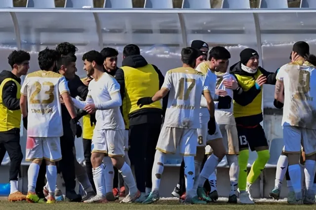 Azərbaycan futbolunda kuryoz hadisə - Futbolçunun forması oğurlandı