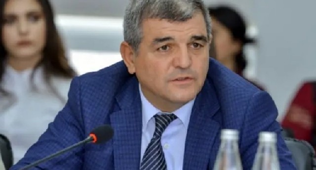 30 il sonra Zelenski Azərbaycanın keçdiyi yola dönür - Deputat