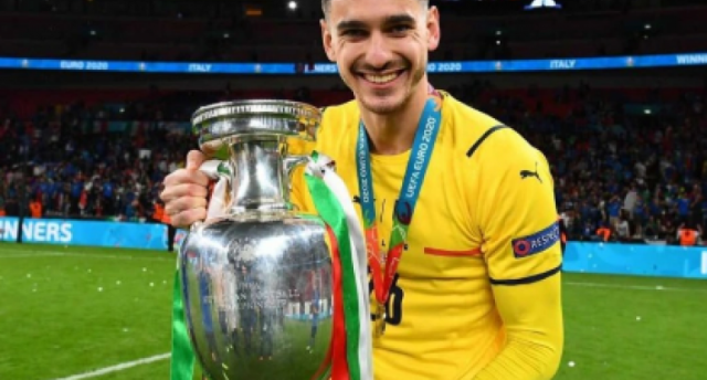"Fənərbağça" İtaliya millisinin qolkiperini transfer etmək istəyir