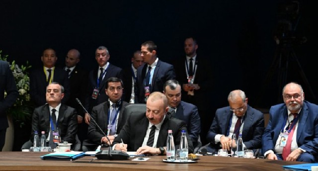 TDT-nin qeyri-rəsmi Zirvə görüşündə Bəyannamə imzalanıb