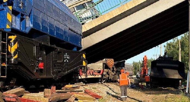 Rusiyada körpü partladılıb - Ölən və yaralananlar var