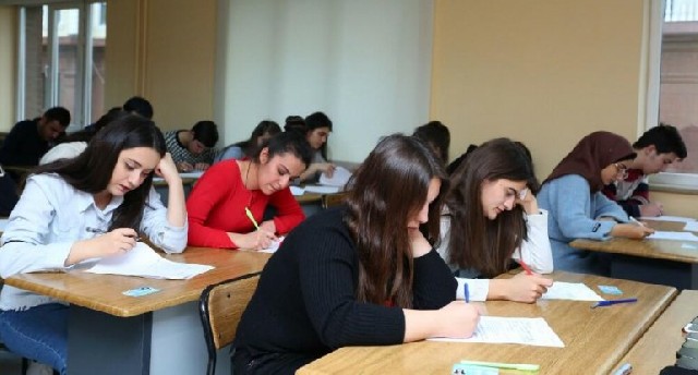 Bu məzunların 75 faizi aşağı nəticə göstərib