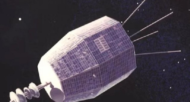 NASA-nın köhnə peyki qəfil "canlandı" və kosmosda partladı