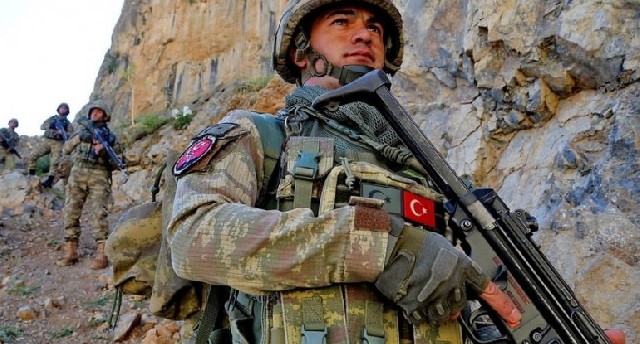 İraqda Türkiyə Ordusunun taboruna hücum: çox sayda hərbçi yaralanıb