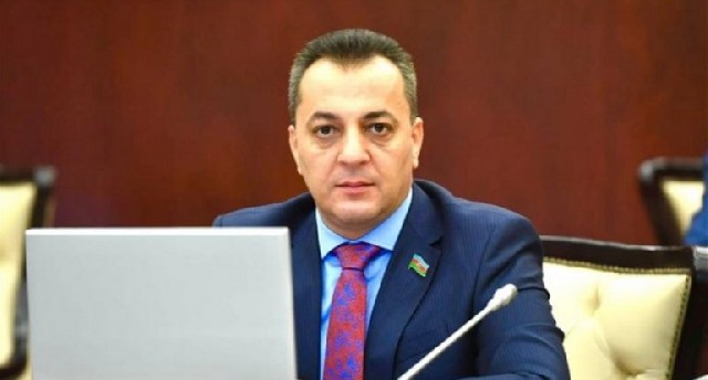 Deputat: Rusiya polisi cinayətkar dəstə kimi davranır, Kreml isə susur