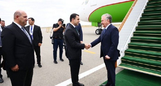 Şavkat Mirziyoyev və Ersin Tatar Füzuli rayonuna səfərə gəliblər