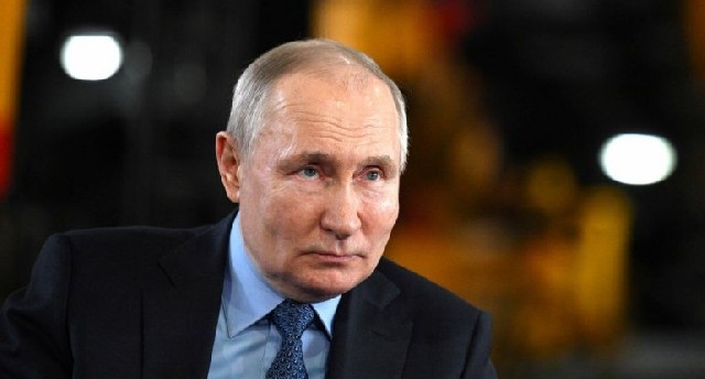 ABŞ-a silah verdik, pulla kömək etdik - Putin
