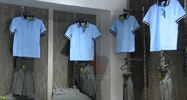 Azərbaycanda bu şagirdlərə pulsuz məktəbli formaları veriləcək