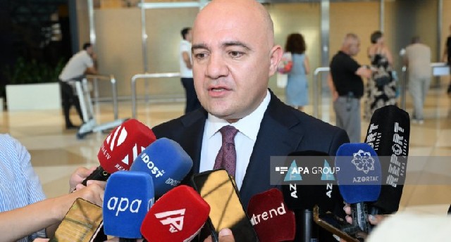 Ukraynadan daha bir qrup uşaq Azərbaycana gətirilib