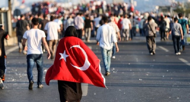 Bu gün Türkiyədə Demokratiya və Milli Birlik Günüdür