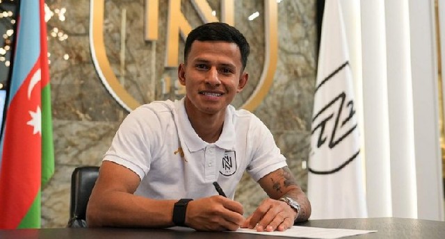 "Neftçi" daha bir futbolçunun transferini açıqladı