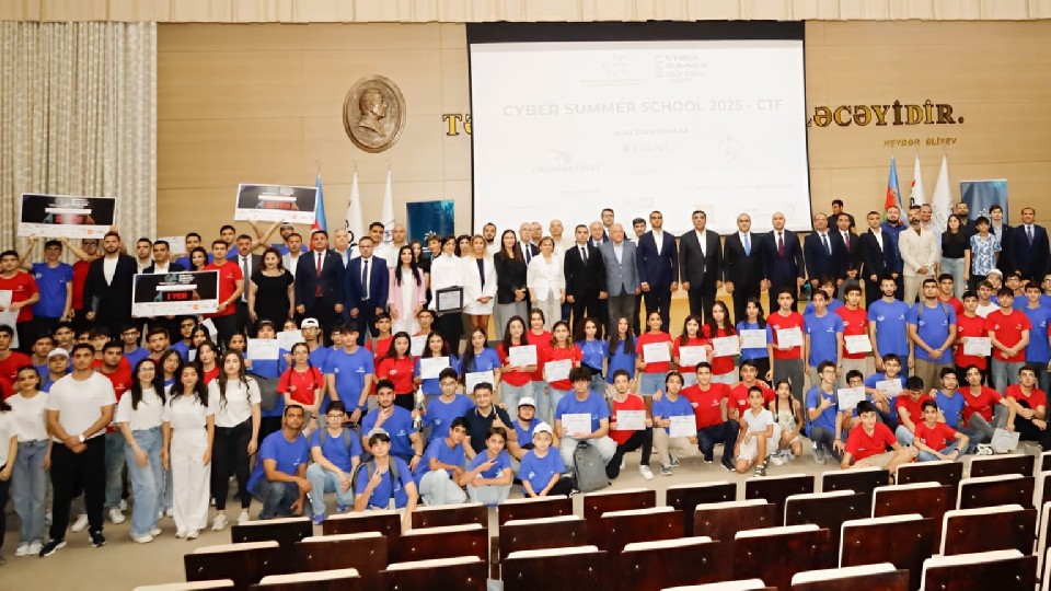Azərbaycanda kibertəhlükəsizliyin gələcəyi formalaşır – “Kiber Yay Məktəbi 2025” yekunlaşdı - VİDEO