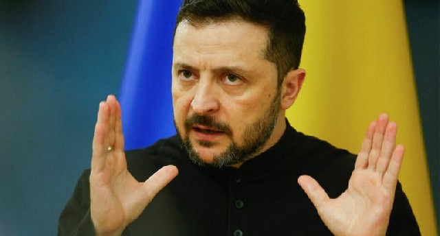 Ukraynada korrupsiya QALMAQALI: Zelenski onları vəzifədən qovdu