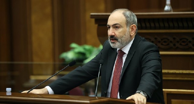 Paşinyan üzr istədi