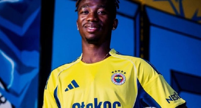 "Fənərbağça" yeni transferini açıqladı