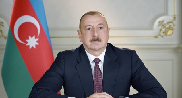 Üç ölkə lideri yüksəksəviyyəli görüşün yekunlarına dair mətbuata birgə bəyanatla çıxış edirlər