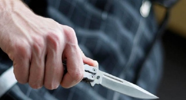 OÄlunun bÄ±Ã§aqladÄ±ÄÄ± kiÅi xÉstÉxanada dÃ¼nyasÄ±nÄ± dÉyiÅdi