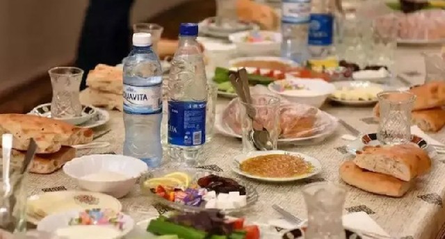 Daha bir rayonda dəbdəbəli ehsan ləğv edildi