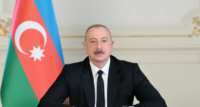 İlham Əliyev Çinin Tiencin şəhərindən qatarla paytaxt Pekinə gəlib