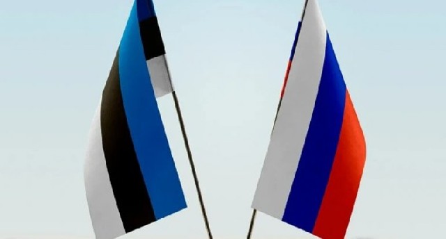 Estoniya Rusiyaya nota verib