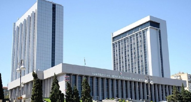 Parlamentdə ictimai birliklər və dini abidələrlə bağlı ictimai müzakirələr keçiriləcək