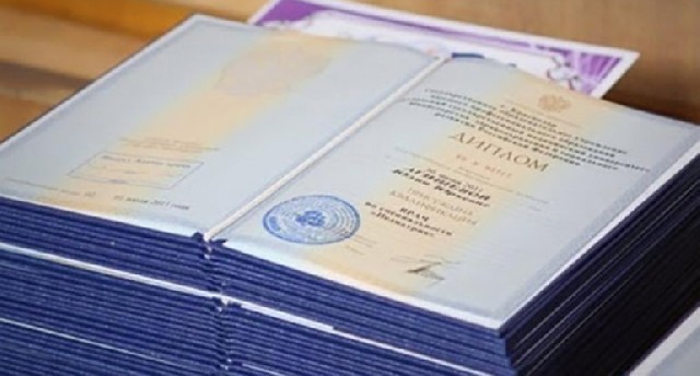 Hansı universitetlərin diplomları Azərbaycanda tanınmır?