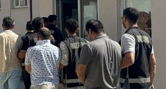 FETO-nun Yunanıstana getmək istəyən səkkiz üzvü saxlanılıb