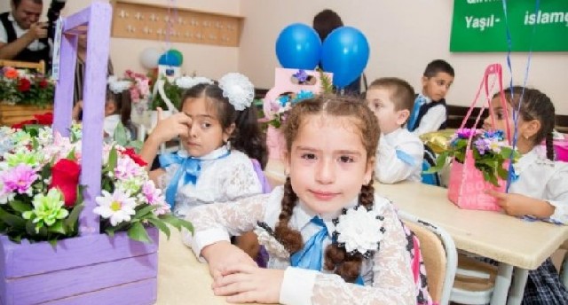 Azərbaycanda Bilik Günüdür