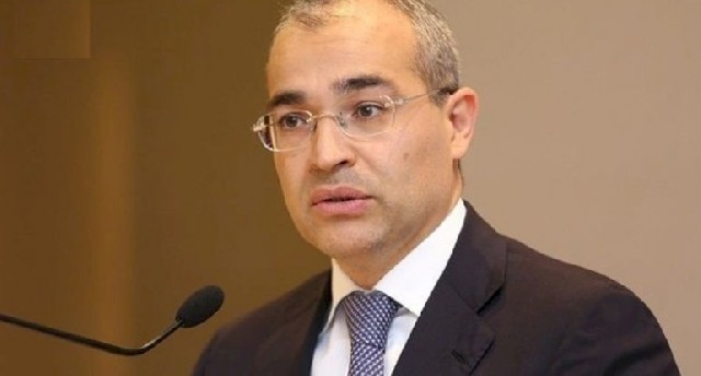 Mikayıl Cabbarov dünya çempionatında medal qazanan güləşçiləri təbrik edib